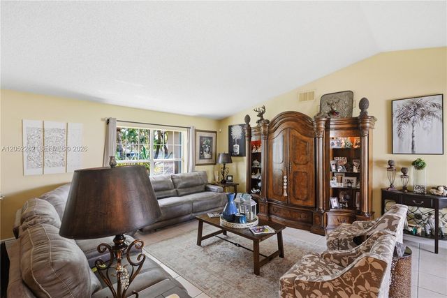 13341 SW 19th St, Miramar, FL 33027