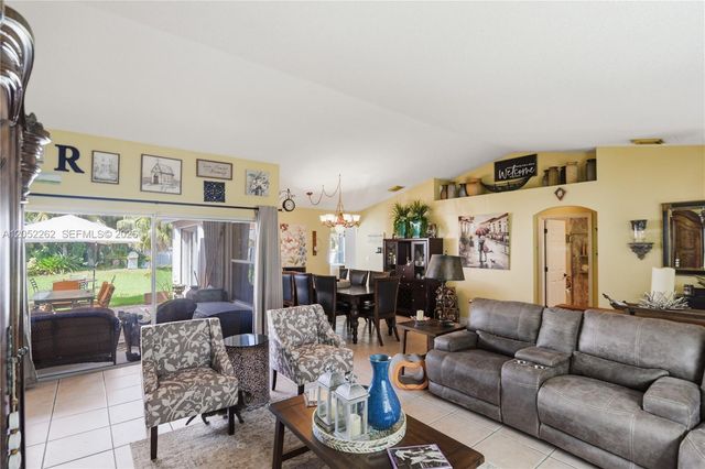 13341 SW 19th St, Miramar, FL 33027