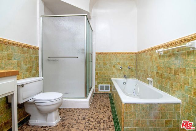 362 N Mansfield Avenue, Los Angeles, CA 90036