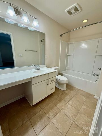 9516 Birkwood Court, Charlotte, NC 28278