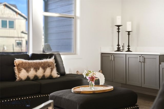 3239 S 22nd Avenue, Bozeman, MT 59718