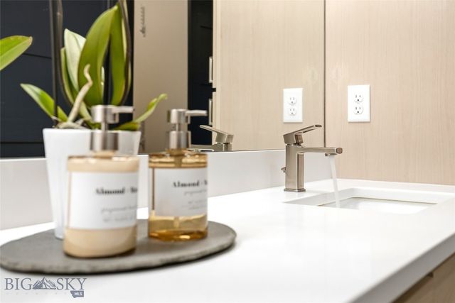 3239 S 22nd Avenue, Bozeman, MT 59718