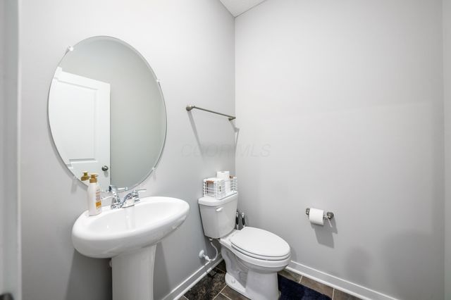4321 Holstein Drive, Obetz, OH 43207