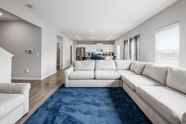 4321 Holstein Drive, Obetz, OH 43207