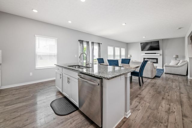 4321 Holstein Drive, Obetz, OH 43207