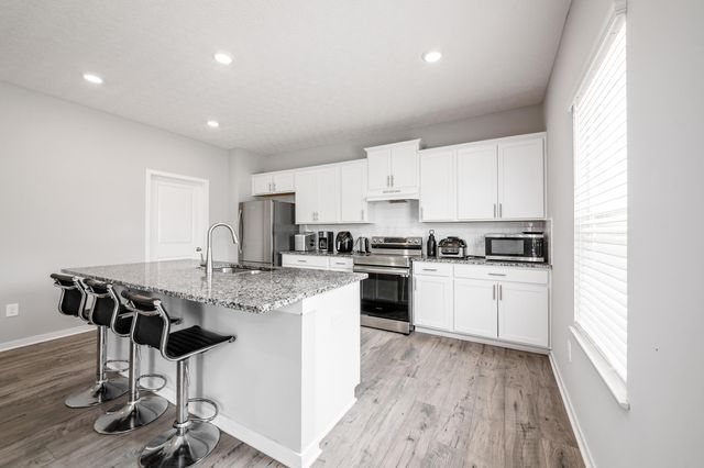 4321 Holstein Drive, Obetz, OH 43207
