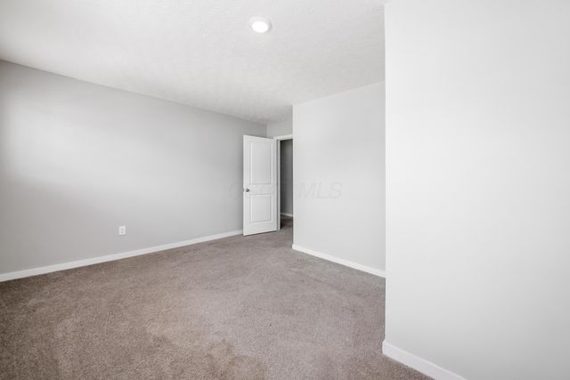 4321 Holstein Drive, Obetz, OH 43207