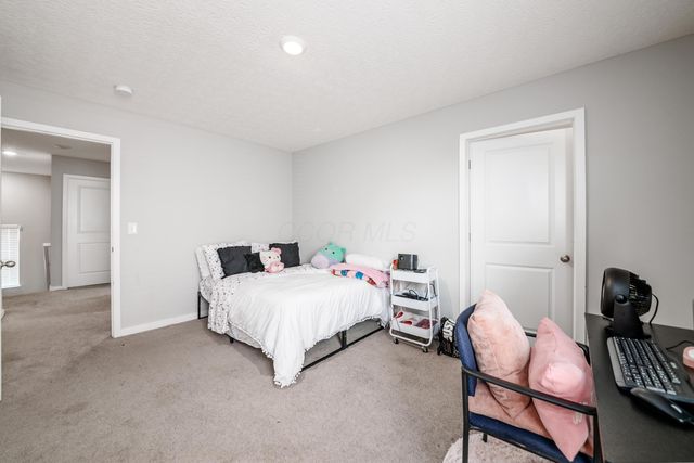 4321 Holstein Drive, Obetz, OH 43207