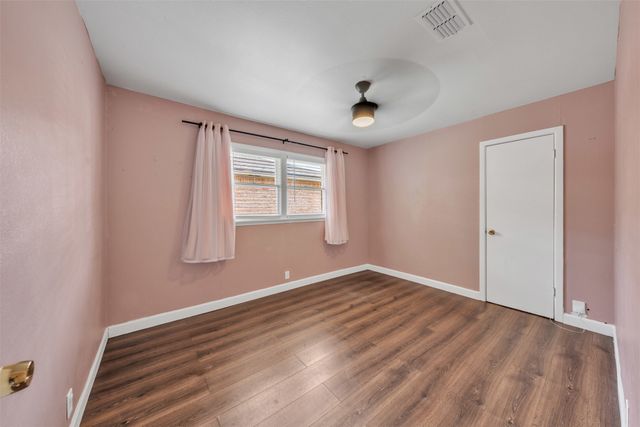 1116 Center Street, Cleburne, TX 76033