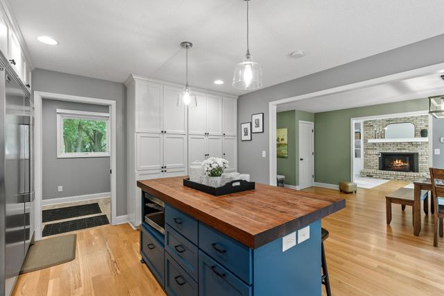14516 Idylwood Road, Minnetonka, MN 55345