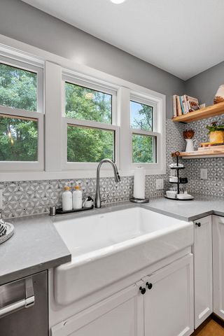 14516 Idylwood Road, Minnetonka, MN 55345