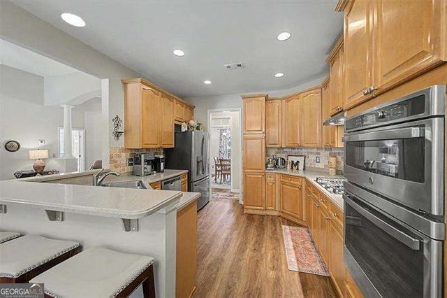137 Pensdale Place, Acworth, GA 30101