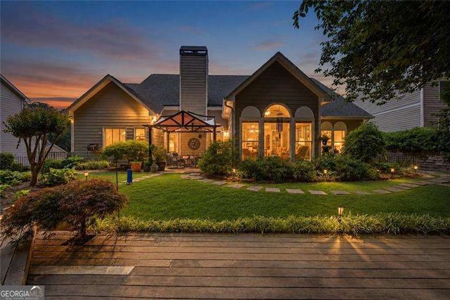 137 Pensdale Place, Acworth, GA 30101