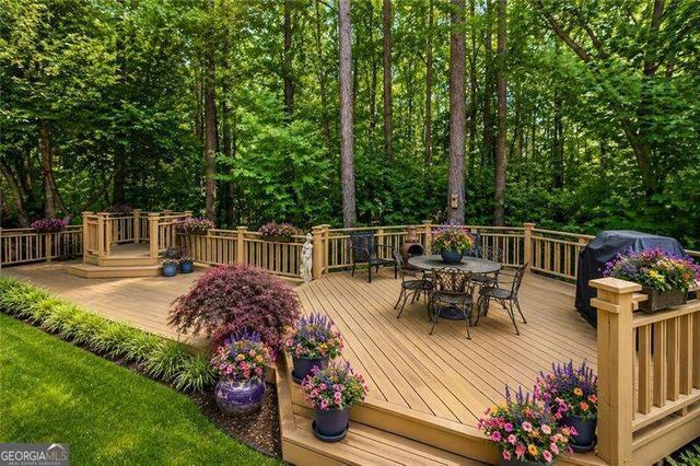 137 Pensdale Place, Acworth, GA 30101