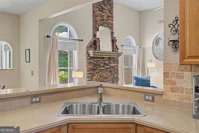 137 Pensdale Place, Acworth, GA 30101