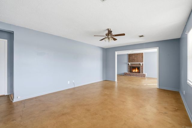 26 Eagle Valley Road, Conway, AR 72032