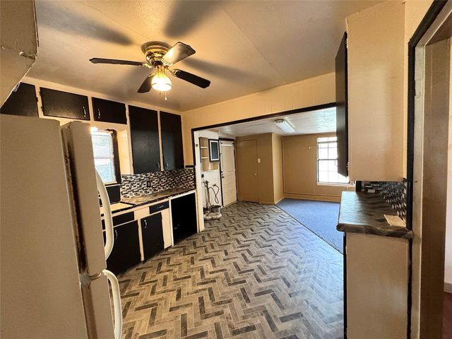 2066 Earl Street, Beaumont, TX 77703