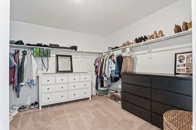1208 E COACHLINE WAY, Eagle Mountain, UT 84005