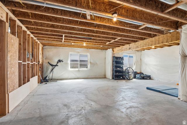 1208 E COACHLINE WAY, Eagle Mountain, UT 84005