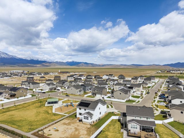1208 E COACHLINE WAY, Eagle Mountain, UT 84005