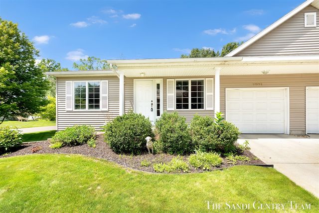 17632 Dustin Drive, Spring Lake, MI 49456