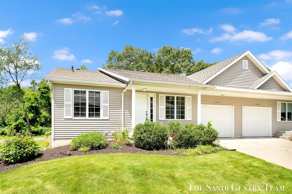 17632 Dustin Drive, Spring Lake, MI 49456