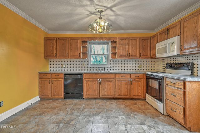 1305 Saint Louis Street, Johnson City, TN 37601