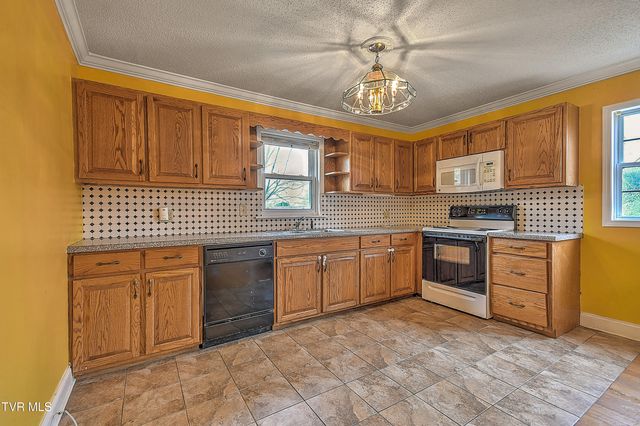 1305 Saint Louis Street, Johnson City, TN 37601