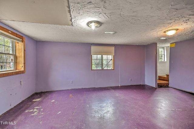 1305 Saint Louis Street, Johnson City, TN 37601