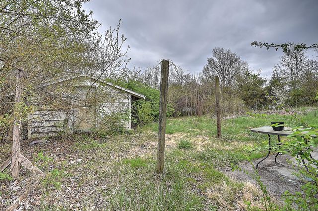 1305 Saint Louis Street, Johnson City, TN 37601