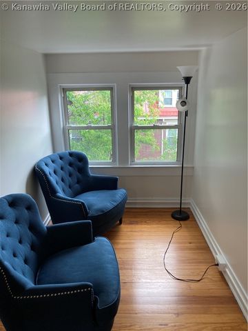 9 Arlington Court, Charleston, WV 25301