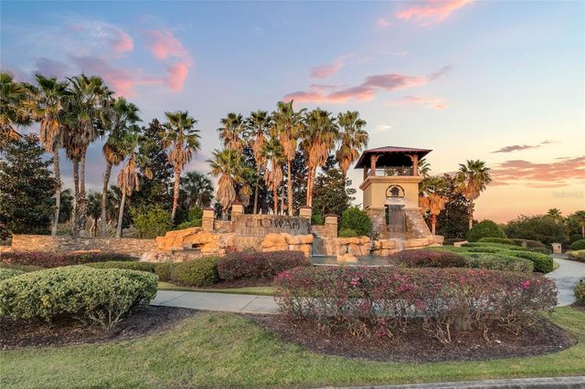3254 LANDING VIEW, Tavares, FL 32778
