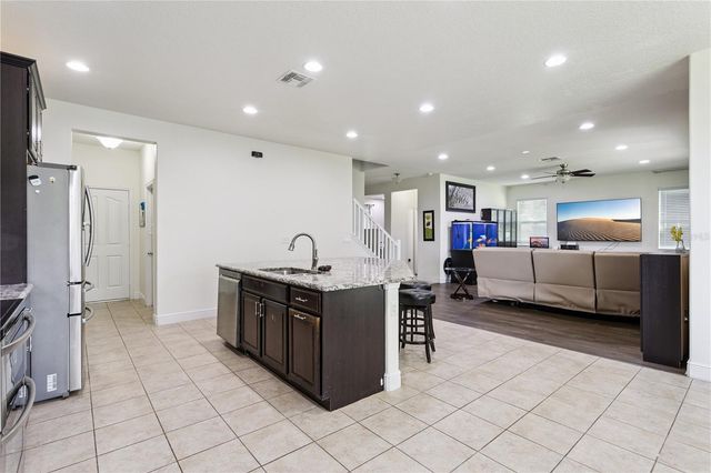 3254 LANDING VIEW, Tavares, FL 32778