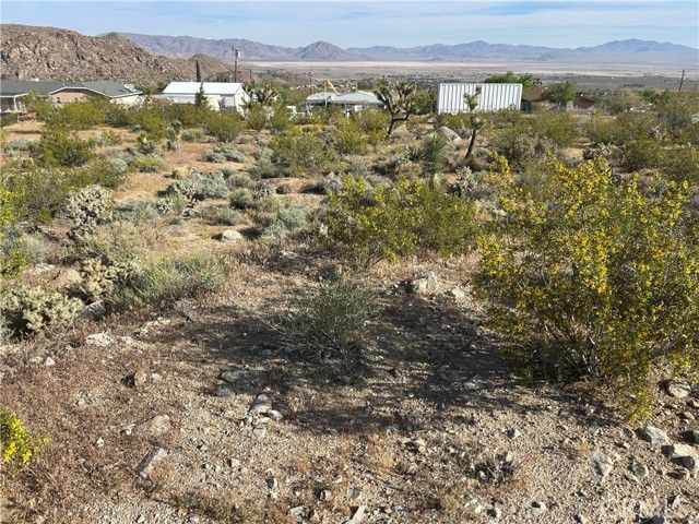 32410 Sapphire, Lucerne Valley, CA 92356