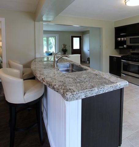 2600 HIGHLAND DR, Columbia, MO 65203