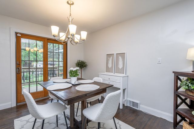 2600 HIGHLAND DR, Columbia, MO 65203