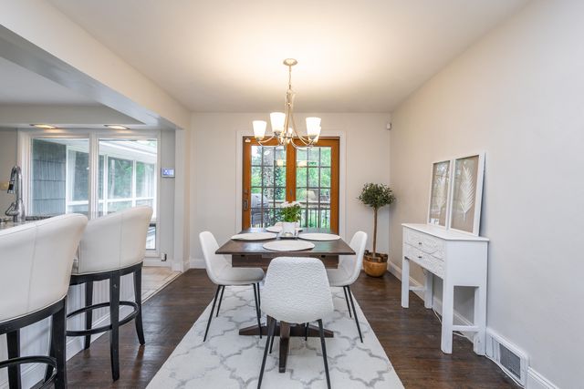 2600 HIGHLAND DR, Columbia, MO 65203
