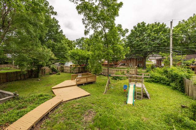 2600 HIGHLAND DR, Columbia, MO 65203