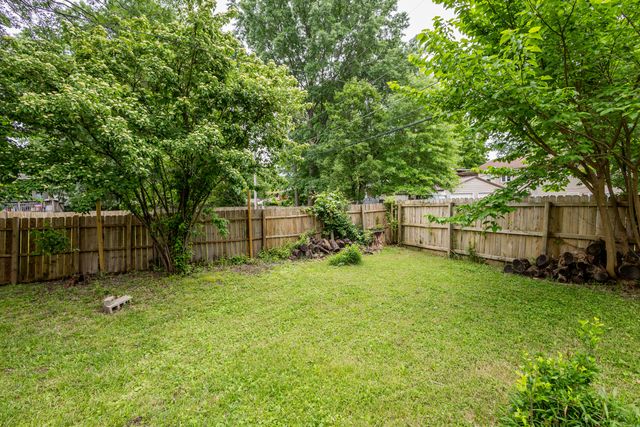 2600 HIGHLAND DR, Columbia, MO 65203