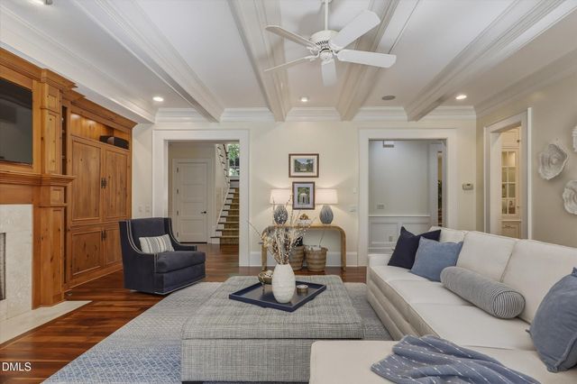 11417 Governors Drive, Chapel Hill, NC 27517