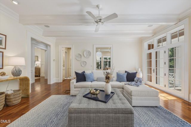 11417 Governors Drive, Chapel Hill, NC 27517