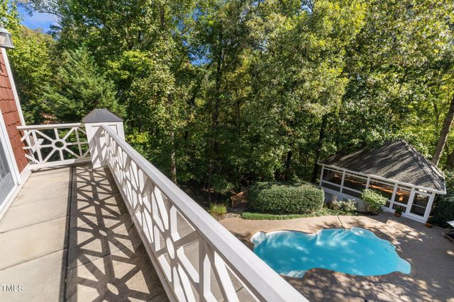 11417 Governors Drive, Chapel Hill, NC 27517