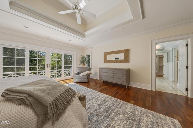 11417 Governors Drive, Chapel Hill, NC 27517