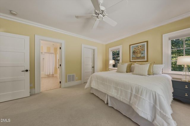 11417 Governors Drive, Chapel Hill, NC 27517
