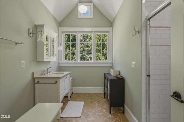 11417 Governors Drive, Chapel Hill, NC 27517