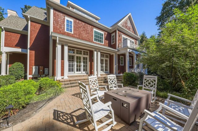 11417 Governors Drive, Chapel Hill, NC 27517