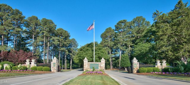 11417 Governors Drive, Chapel Hill, NC 27517