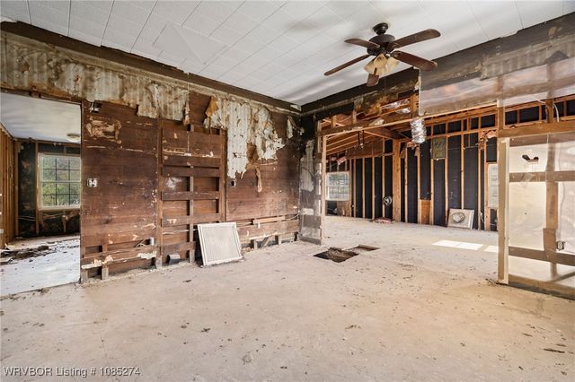 654 Walker Mountain Road, Booneville, AR 72927