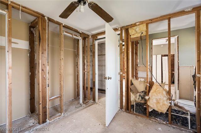 654 Walker Mountain Road, Booneville, AR 72927