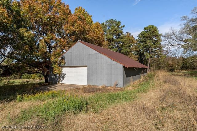 654 Walker Mountain Road, Booneville, AR 72927